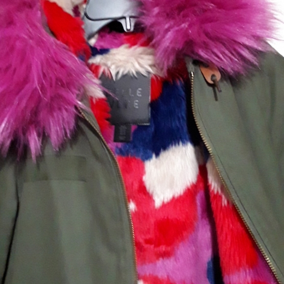 Nice Jacket - Picture 2 of 5